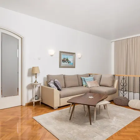 Magnolia In For 10 Persons - First Row To Sea & - With Jacuzzi And Fitness Area *