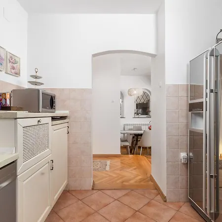 Magnolia In For 10 Persons - First Row To Sea & - With Jacuzzi And Fitness Area Villa